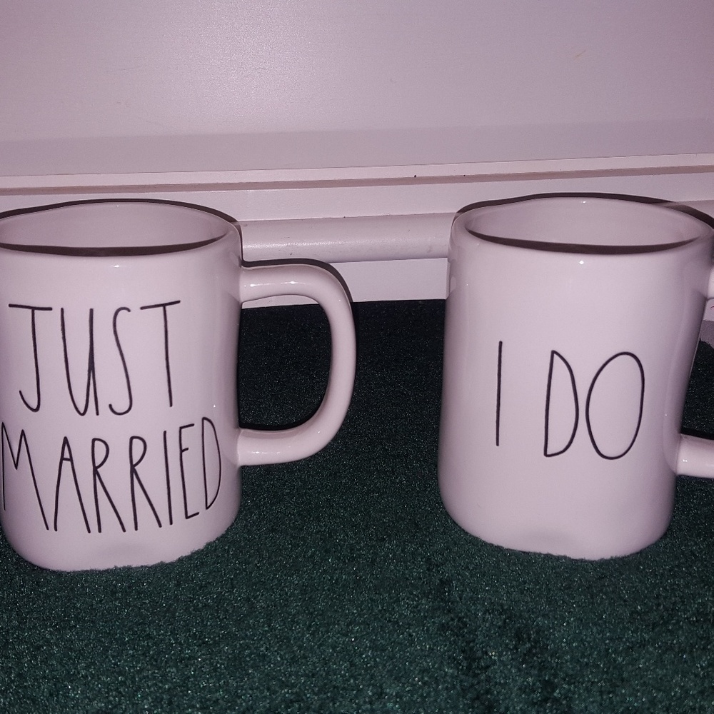 Rae Dunn Mugs